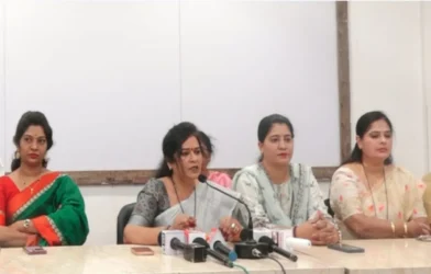 एनसीपी नागपूर कार्यालयातील नृत्यप्रकरण