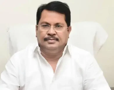 विजय वडेट्टिवार ने सरकार के किसान राहत पैकेज की आलोचना की