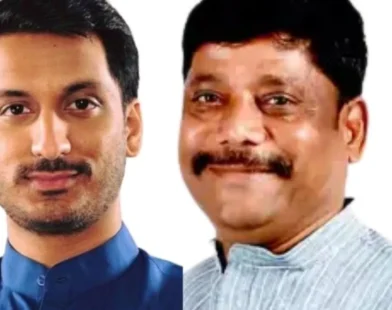 रवींद्र धंगेकर पार्थ पवारांविरुद्ध कारवाईची मागणी करताना